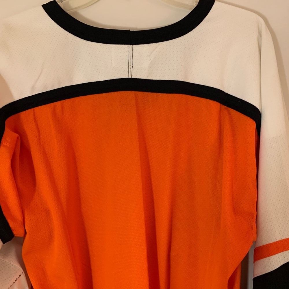 Philadelphia Flyers Jersey - Picture 4 of 4